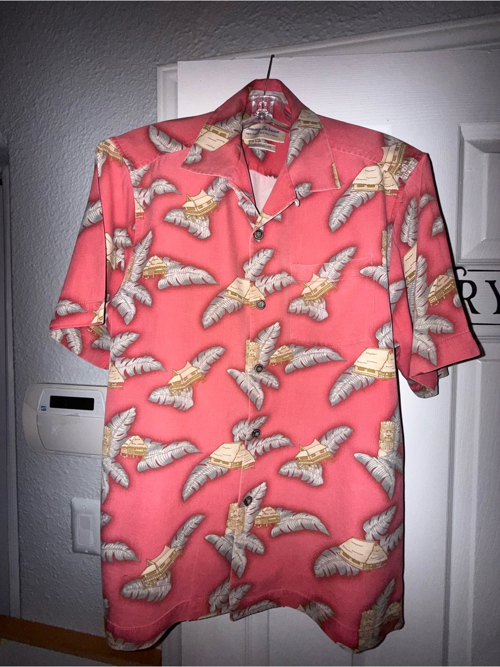 Tommy Bahama Silk Vintage Style Coral Hawaiian Camp Shirt